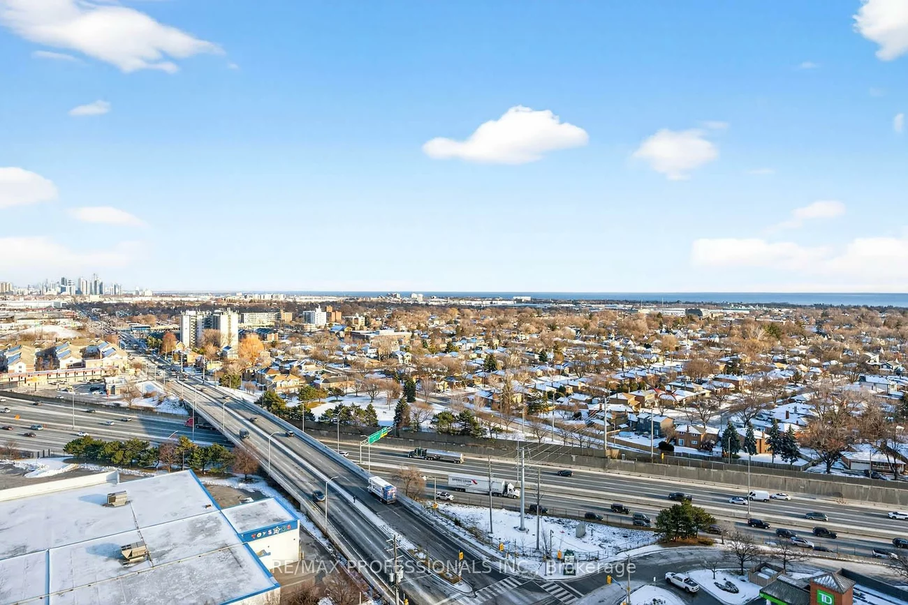 215, Sherway Gardens, Islington-City Centre West, Toronto