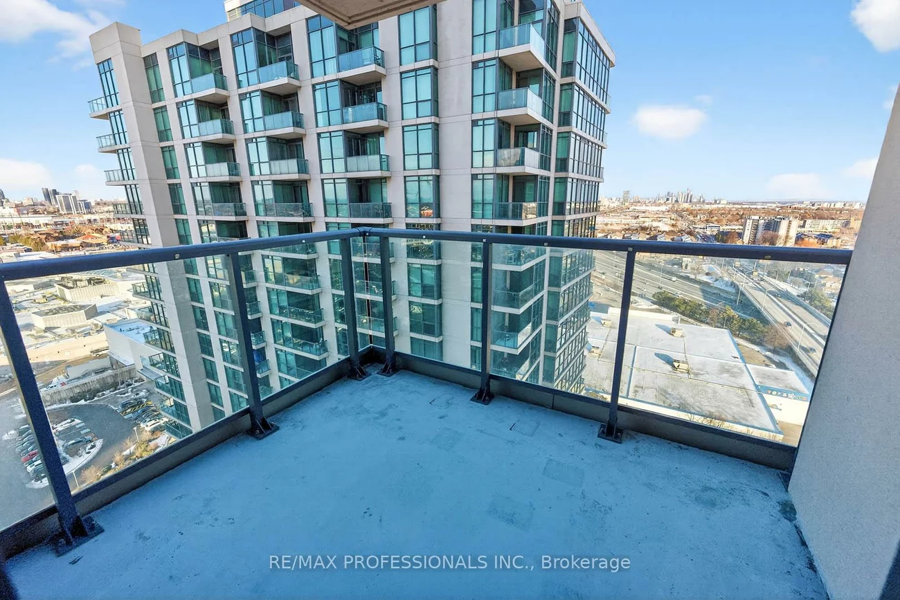 215, Sherway Gardens, Islington-City Centre West, Toronto