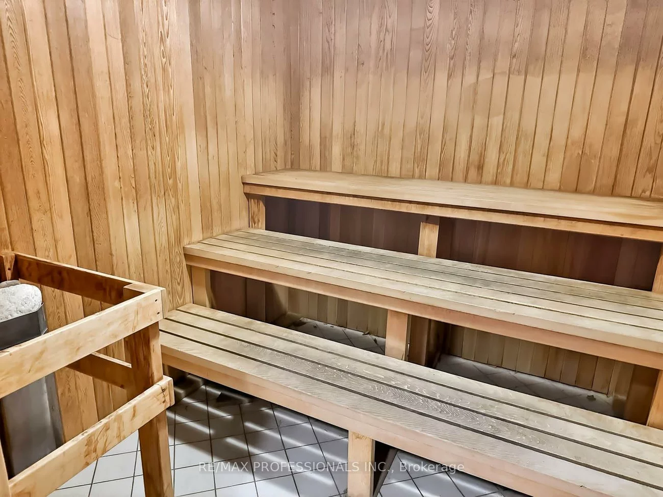 215, Sherway Gardens, Islington-City Centre West, Toronto