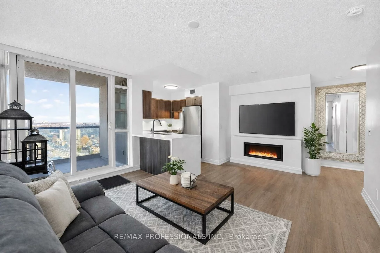 215, Sherway Gardens, Islington-City Centre West, Toronto