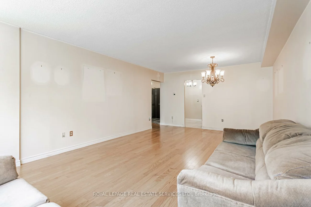 45, Southport, High Park-Swansea, Toronto