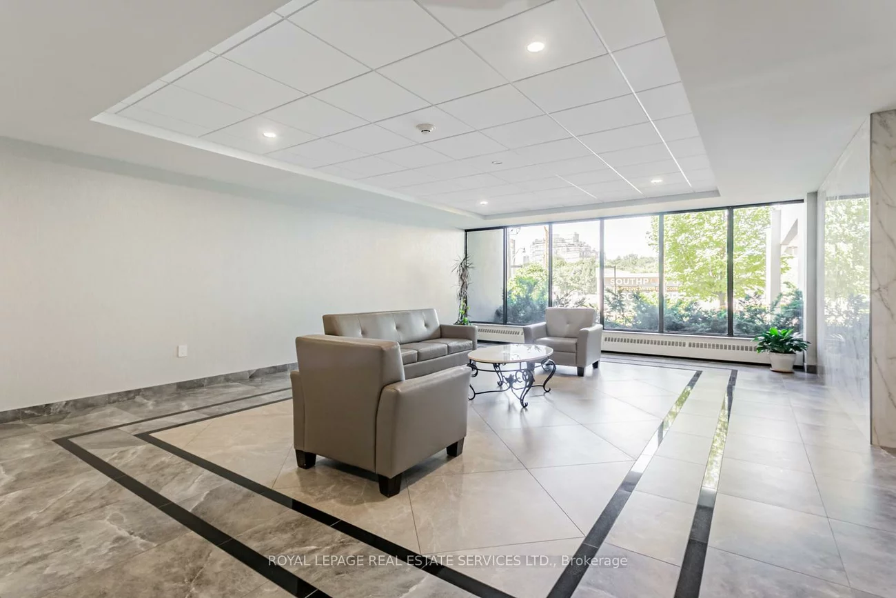 45, Southport, High Park-Swansea, Toronto