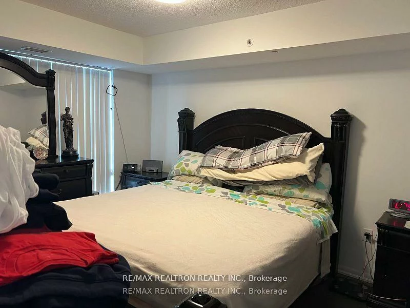 830, Lawrence, Yorkdale-Glen Park, Toronto