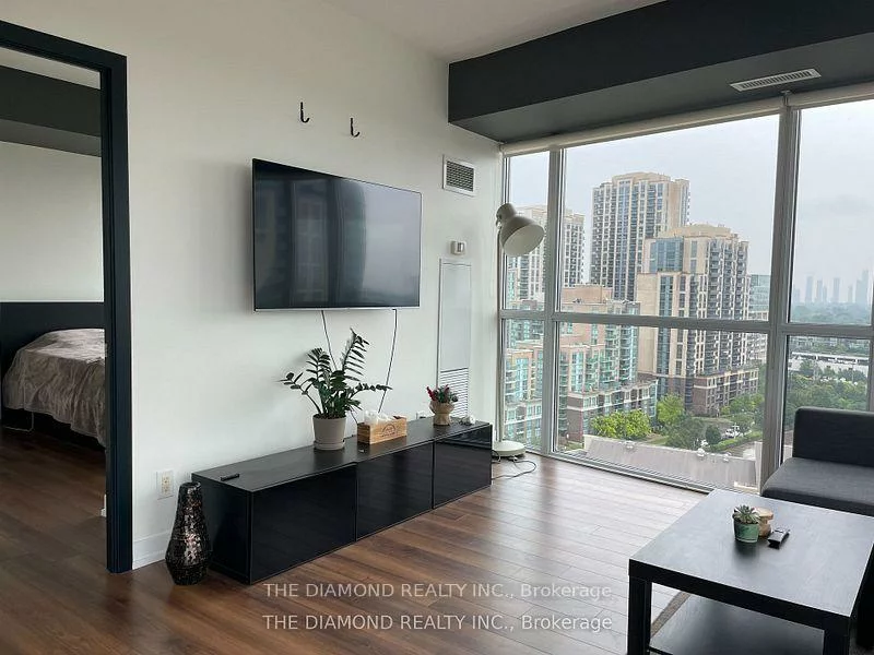 5101, Dundas, Islington-City Centre West, Toronto