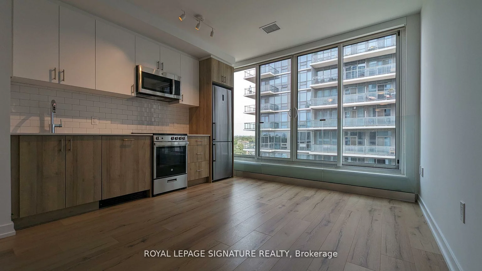 1195, The Queensway, Islington-City Centre West, Toronto