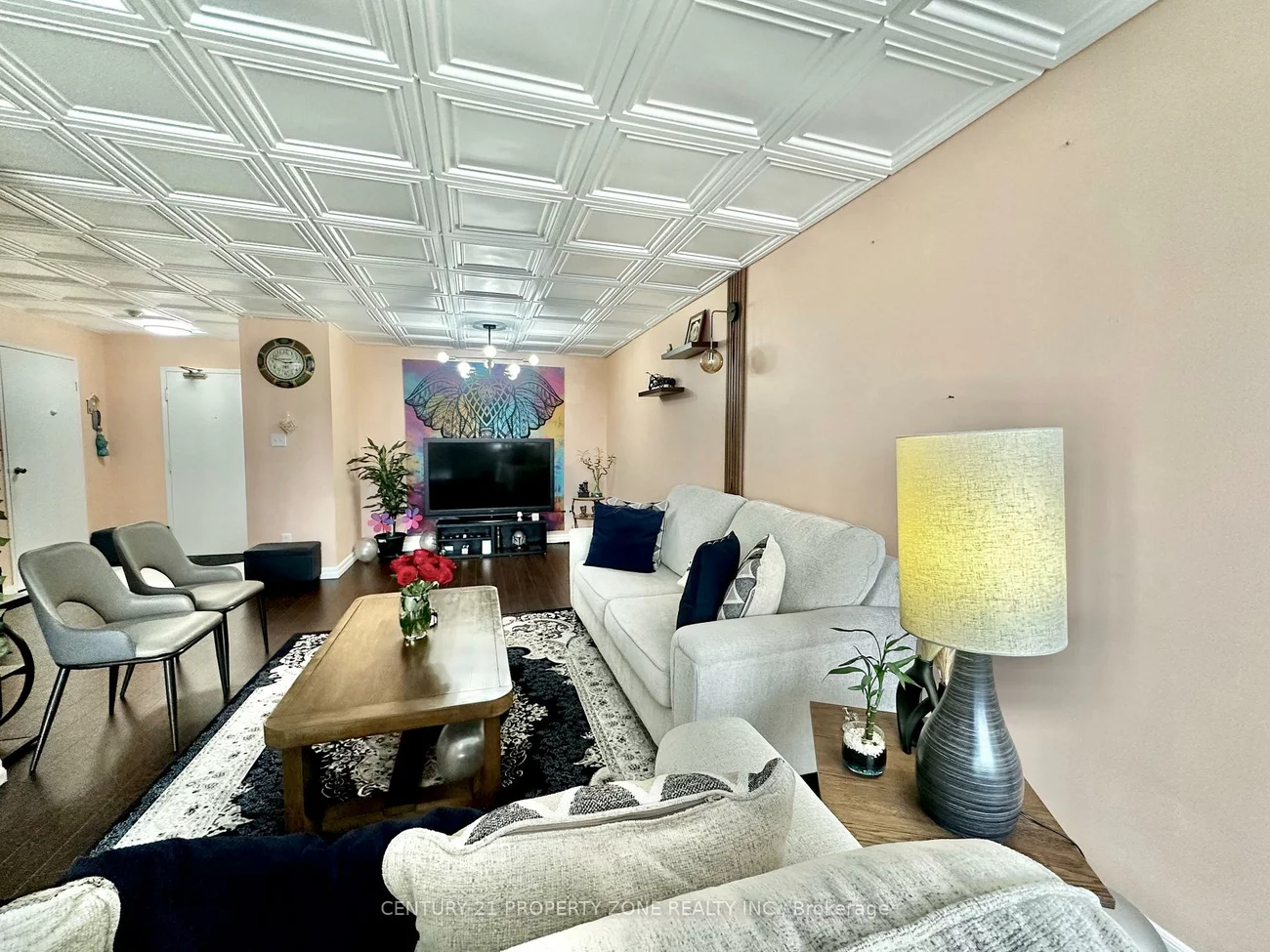 3, Rowntree, Mount Olive-Silverstone-Jamestown, Toronto