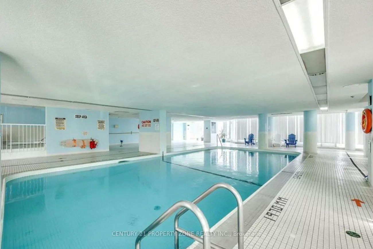 3, Rowntree, Mount Olive-Silverstone-Jamestown, Toronto