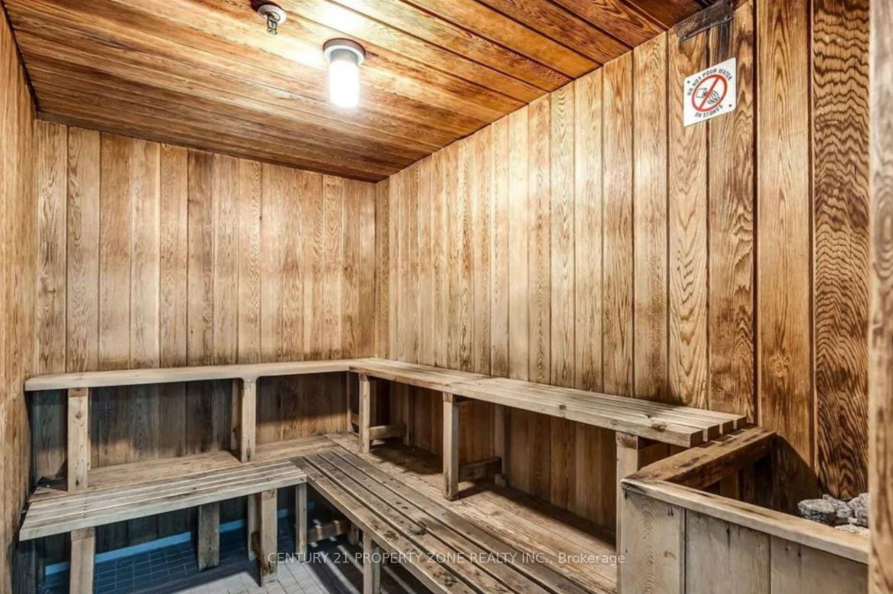 3, Rowntree, Mount Olive-Silverstone-Jamestown, Toronto