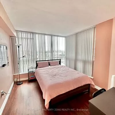 3, Rowntree, Mount Olive-Silverstone-Jamestown, Toronto