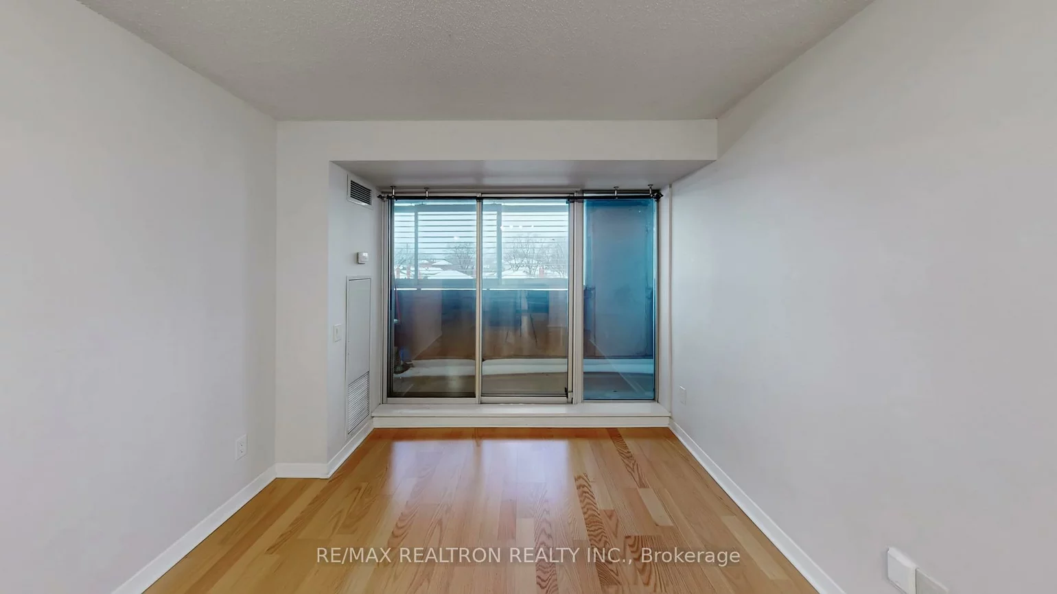 1050, The Queensway, Islington-City Centre West, Toronto