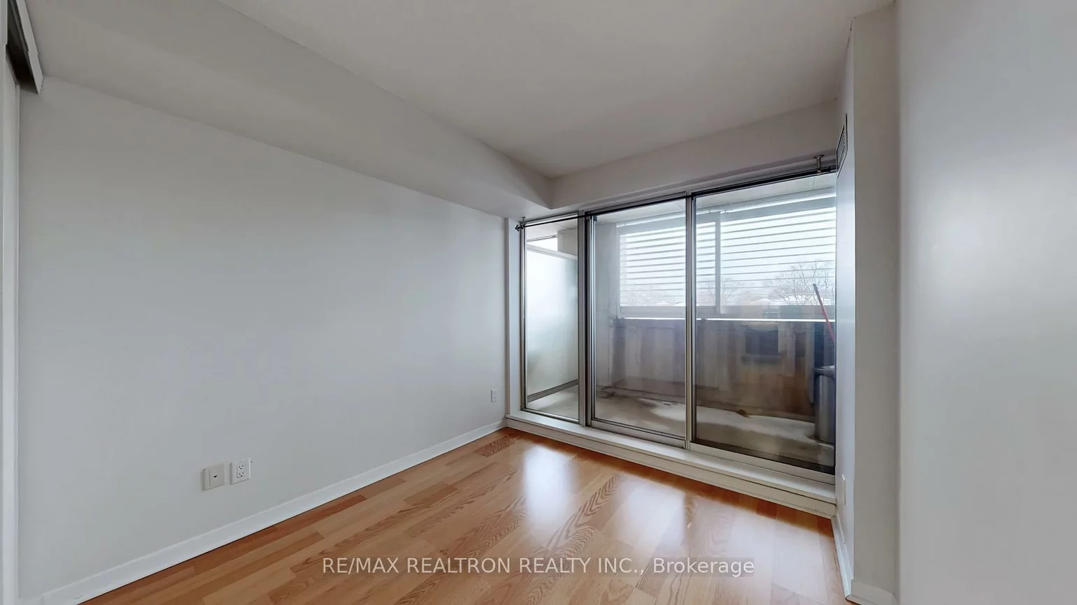 1050, The Queensway, Islington-City Centre West, Toronto