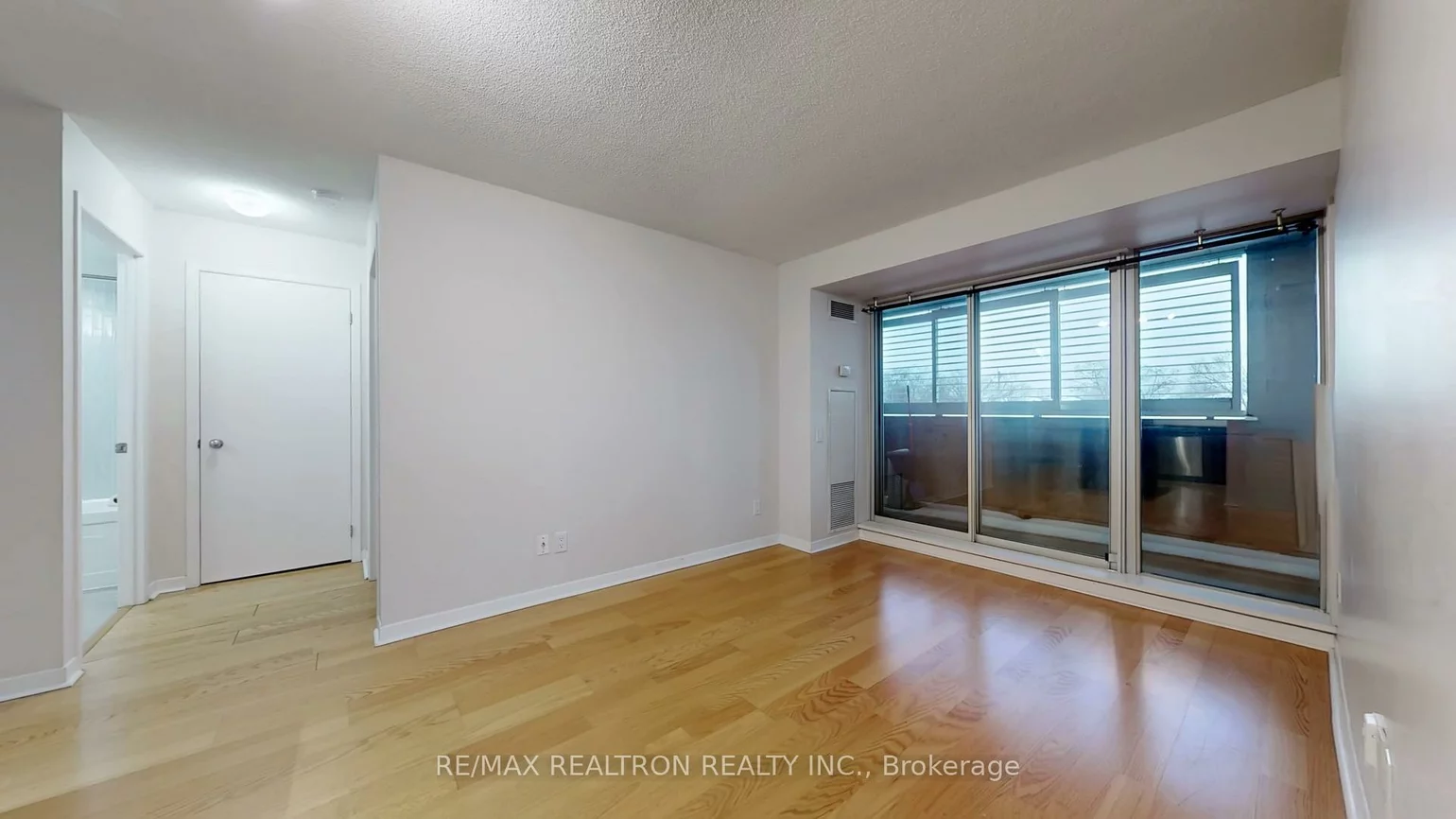 1050, The Queensway, Islington-City Centre West, Toronto