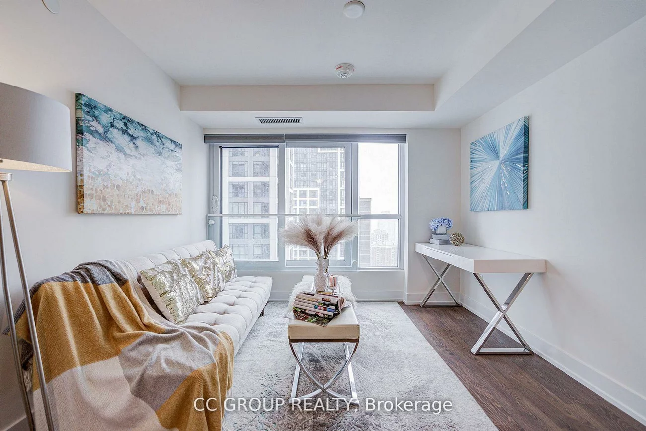 5, Mabelle, Islington-City Centre West, Toronto