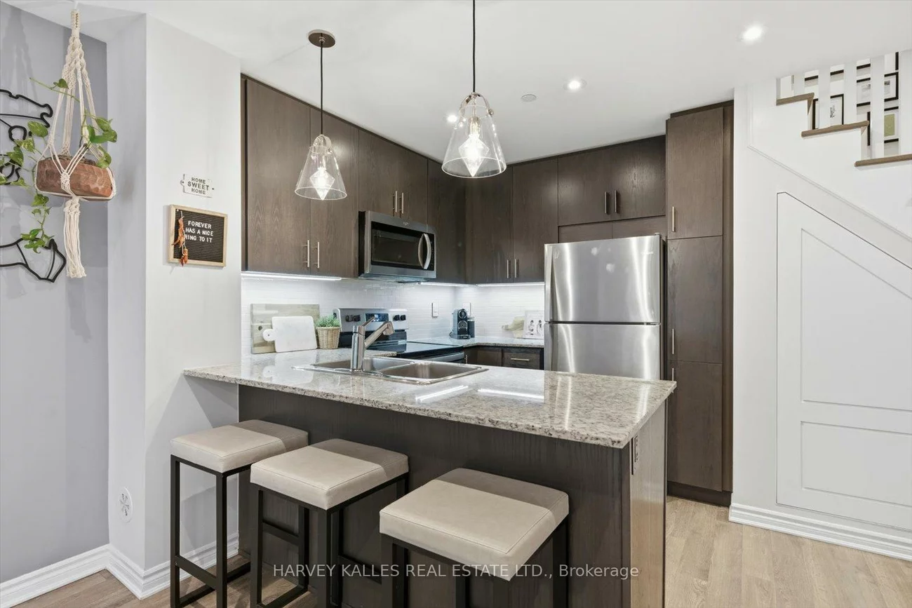 95, Eastwood Park, Long Branch, Toronto