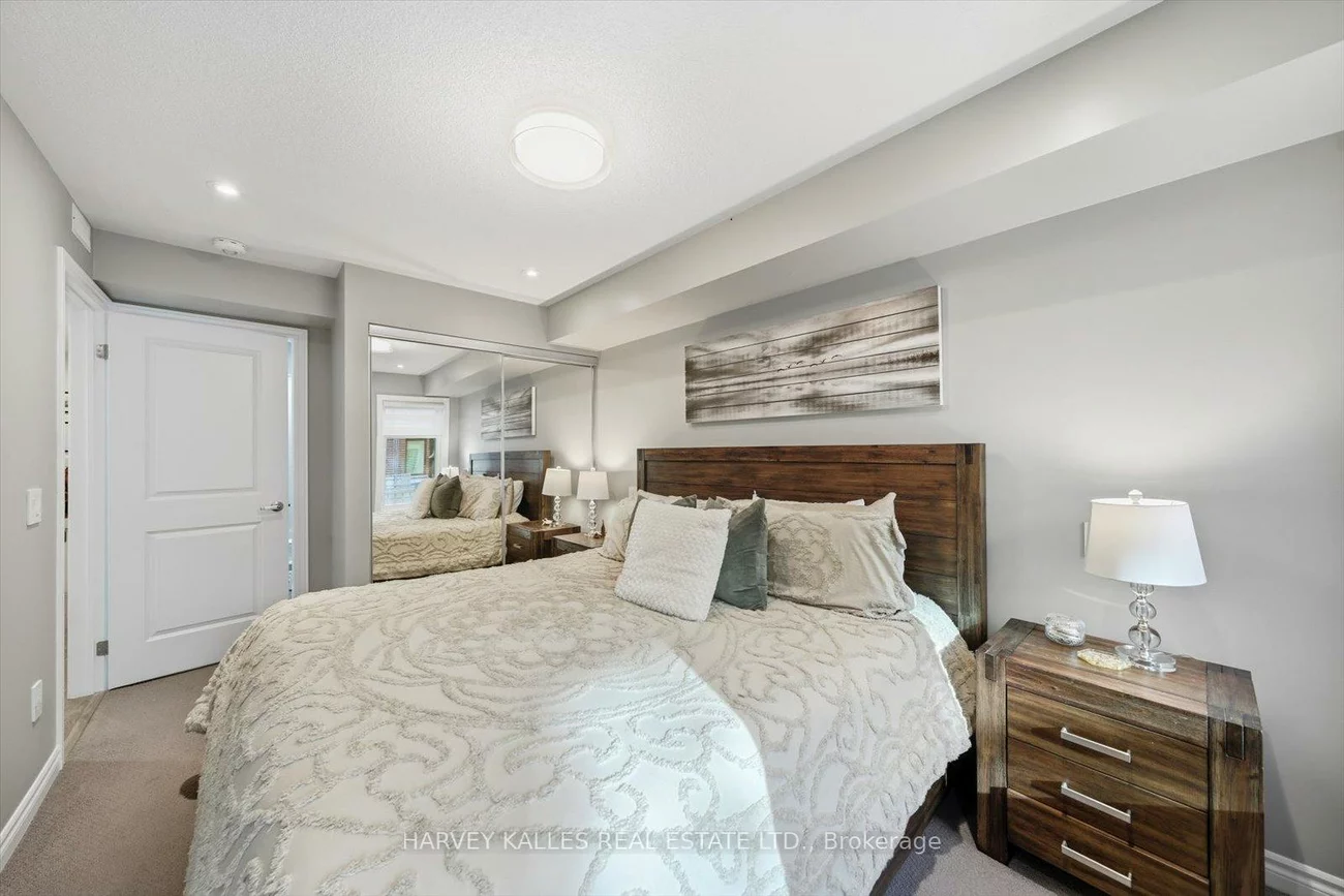 95, Eastwood Park, Long Branch, Toronto