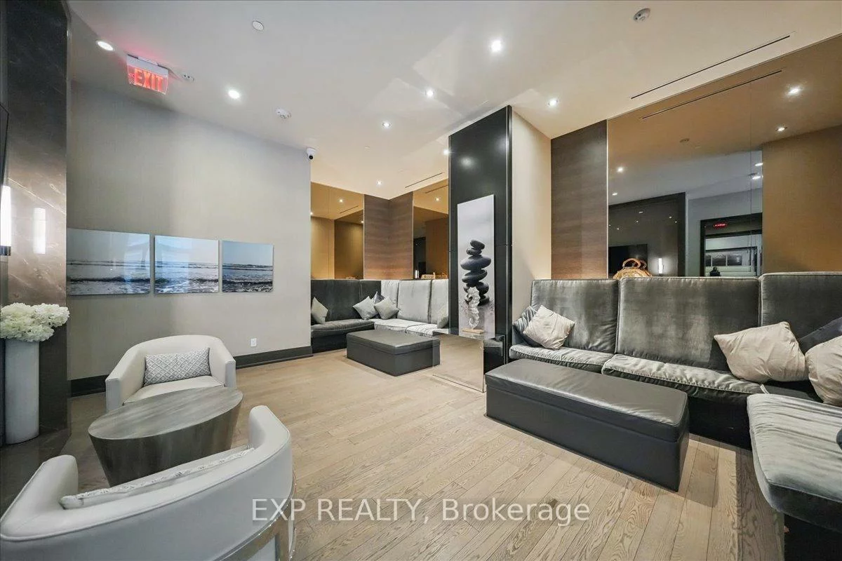 59, Annie Craig, Mimico, Toronto