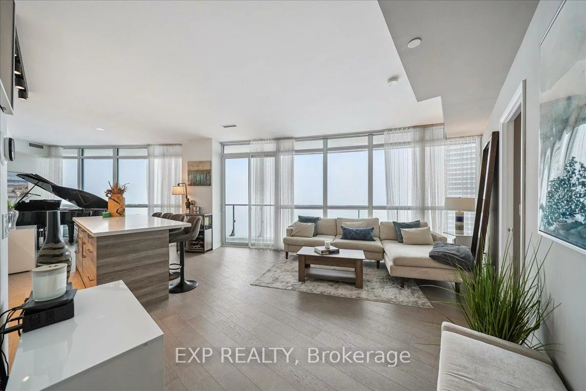 59, Annie Craig, Mimico, Toronto