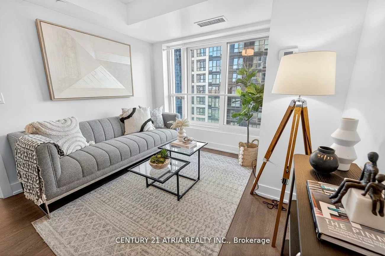 7, Mabelle, Islington-City Centre West, Toronto