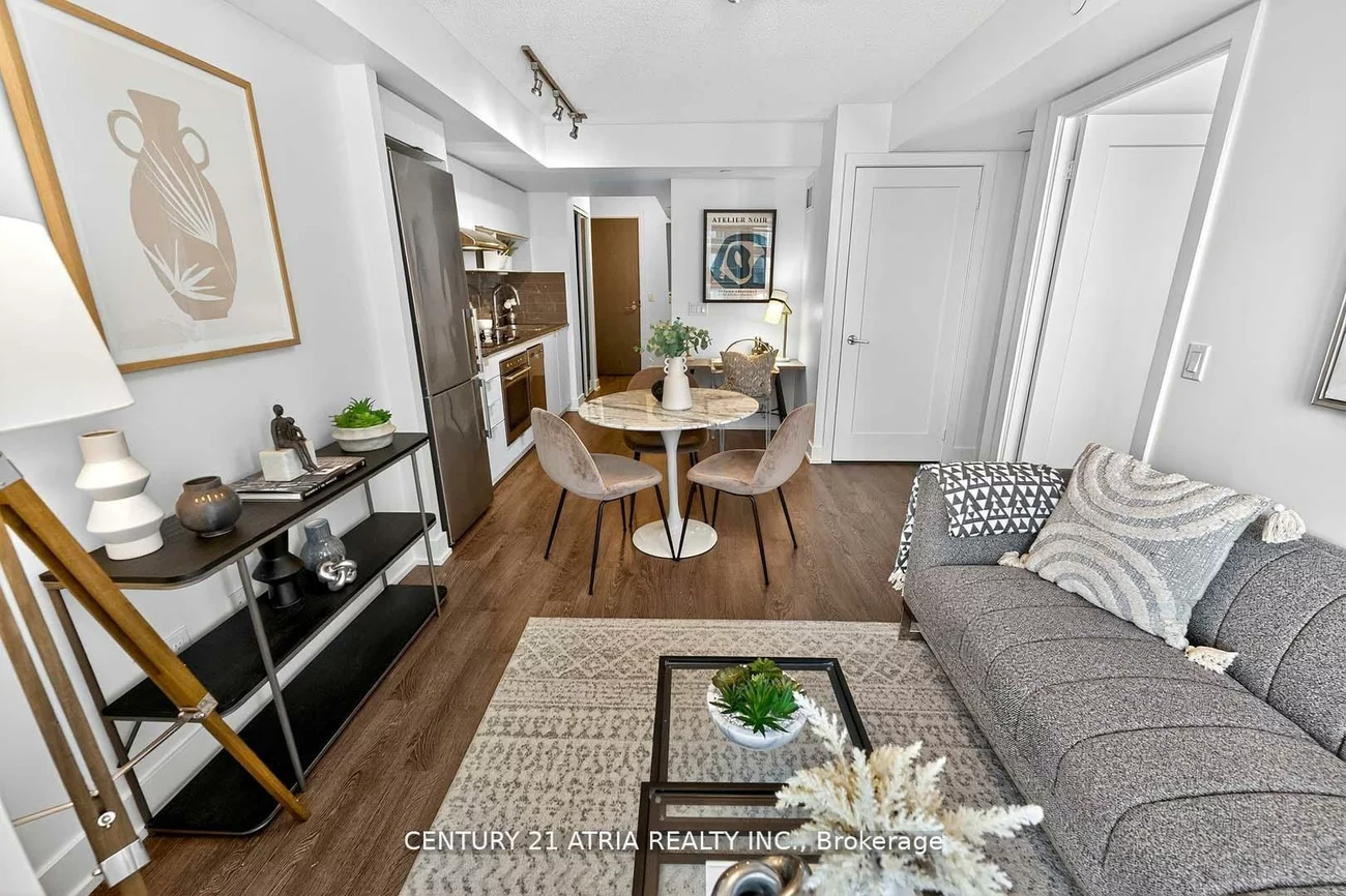 7, Mabelle, Islington-City Centre West, Toronto