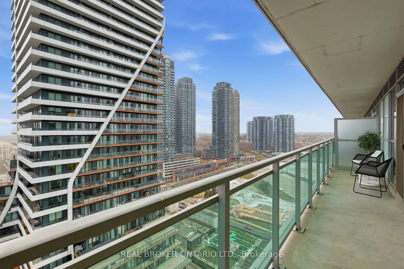 33, Shore Breeze, Mimico, Toronto