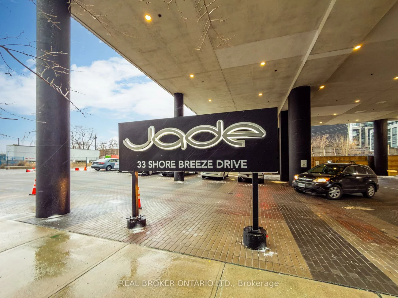 33, Shore Breeze, Mimico, Toronto