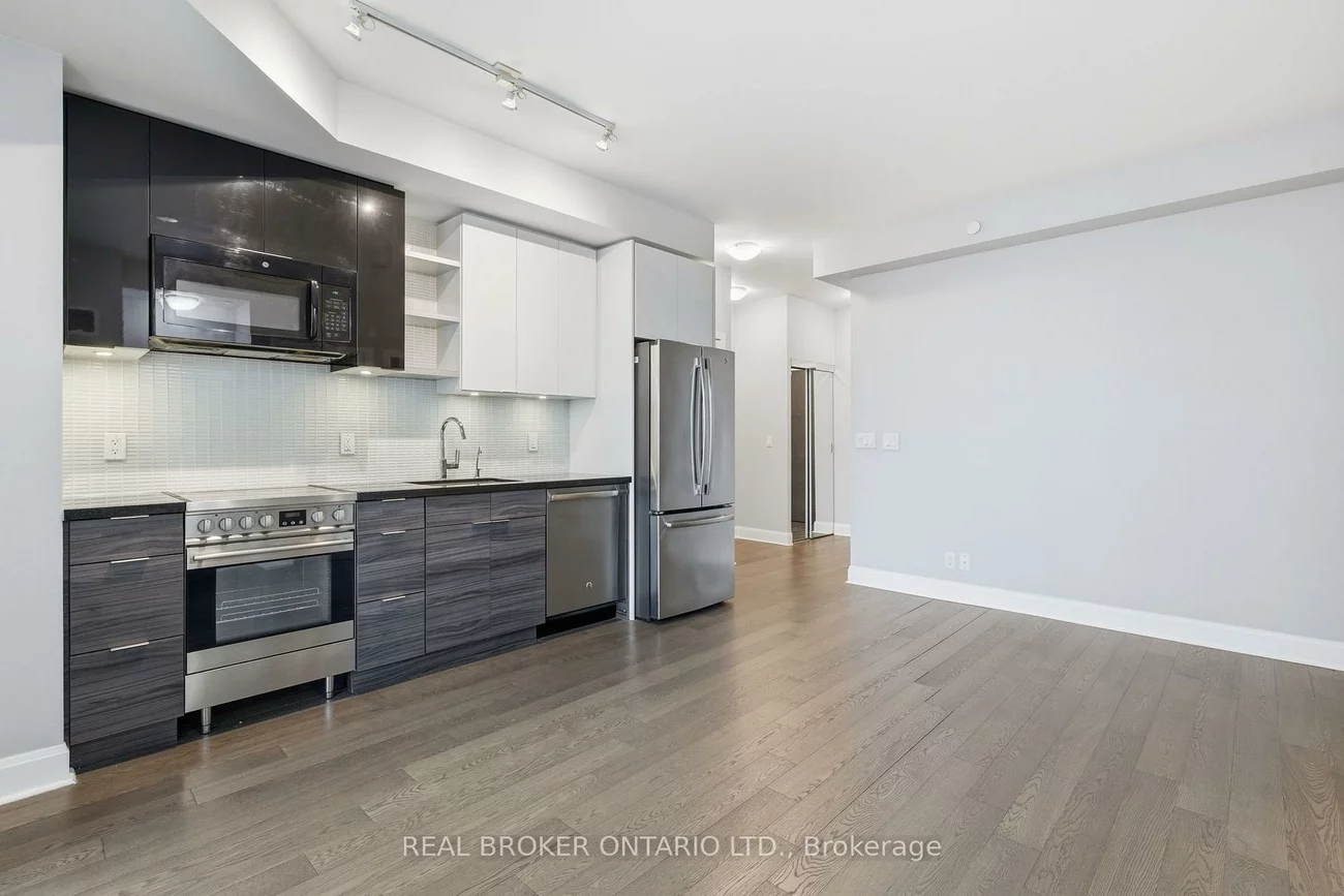 33, Shore Breeze, Mimico, Toronto