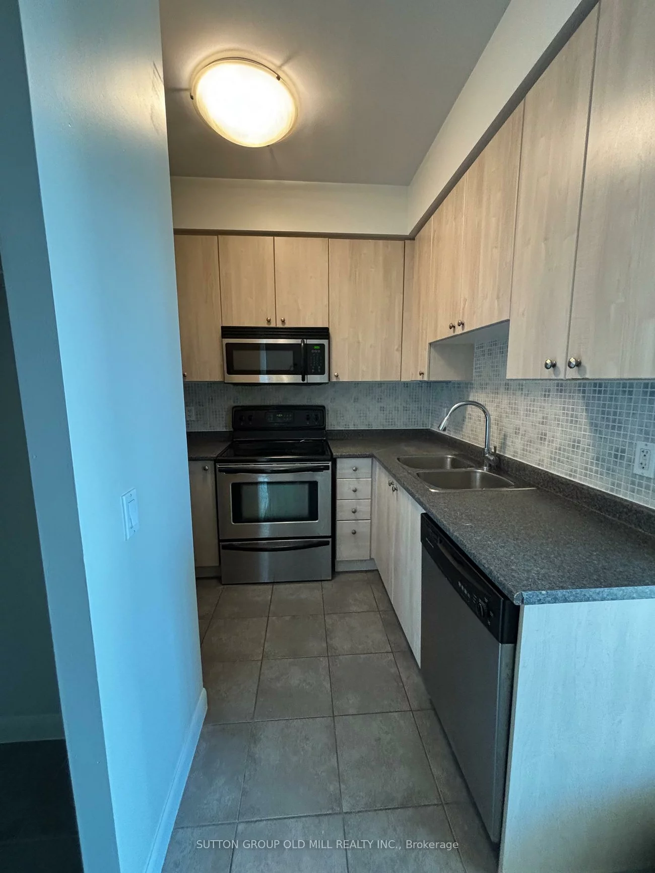 225, Sherway Gardens, Islington-City Centre West, Toronto