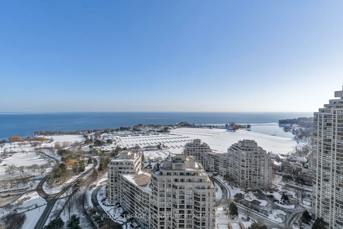 2240, Lake Shore, Mimico, Toronto