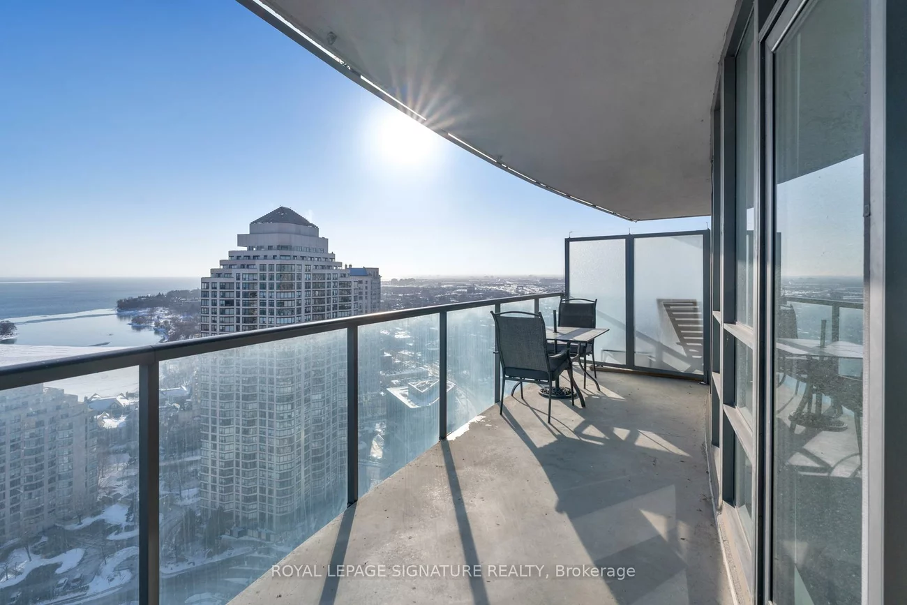 2240, Lake Shore, Mimico, Toronto