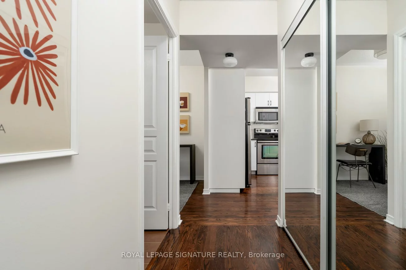 2240, Lake Shore, Mimico, Toronto