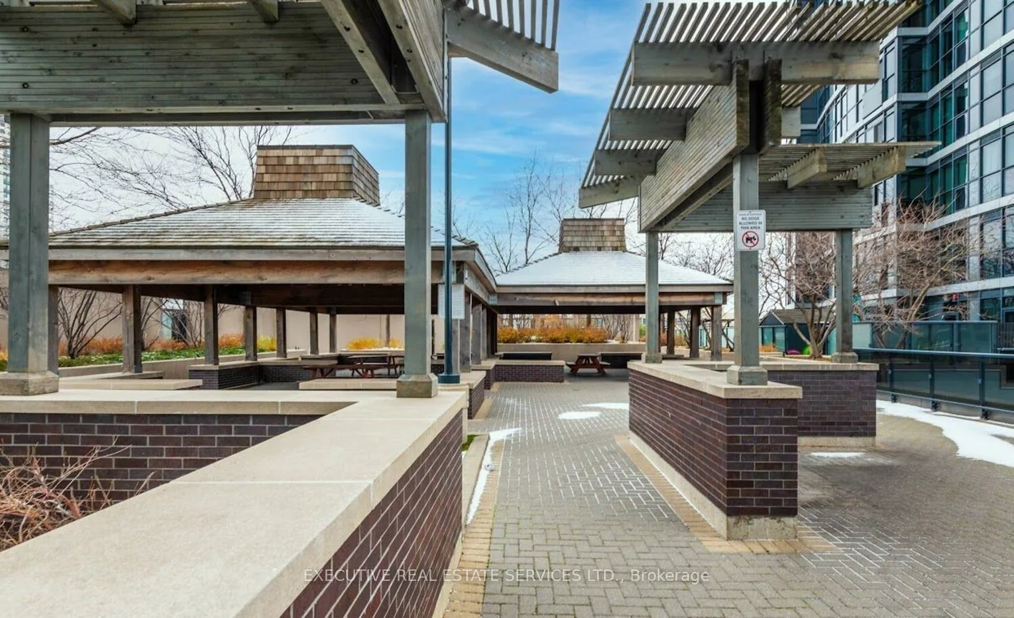 5, Valhalla Inn, Islington-City Centre West, Toronto