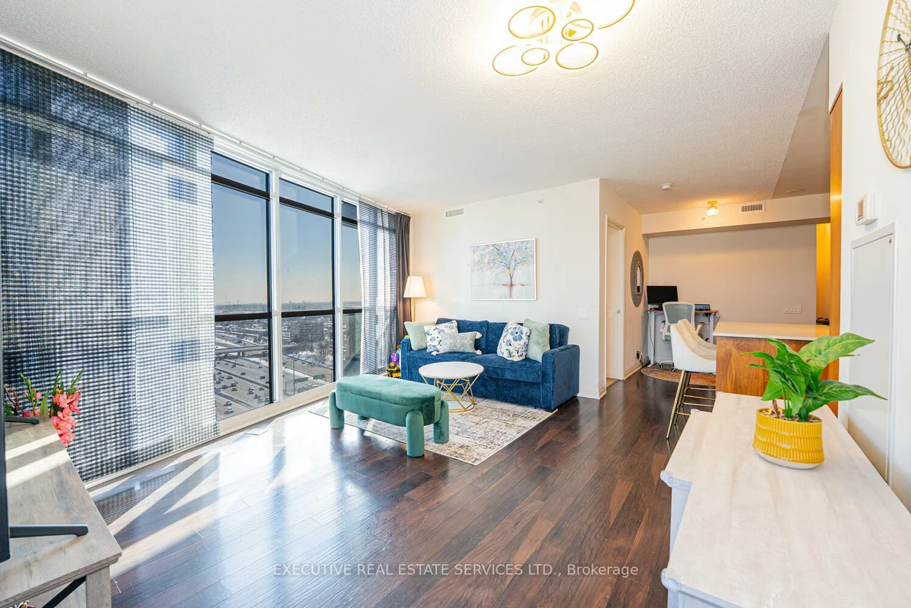 5, Valhalla Inn, Islington-City Centre West, Toronto