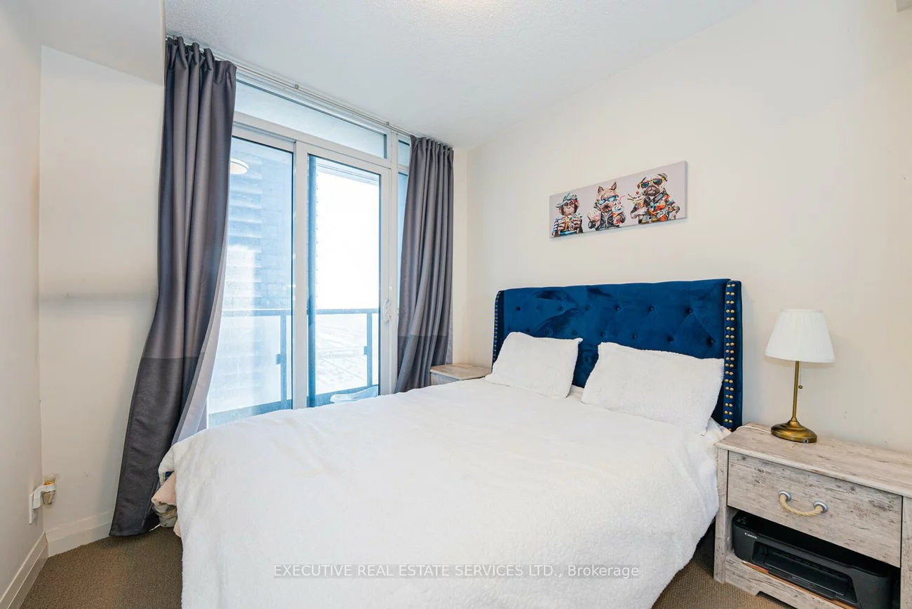 5, Valhalla Inn, Islington-City Centre West, Toronto