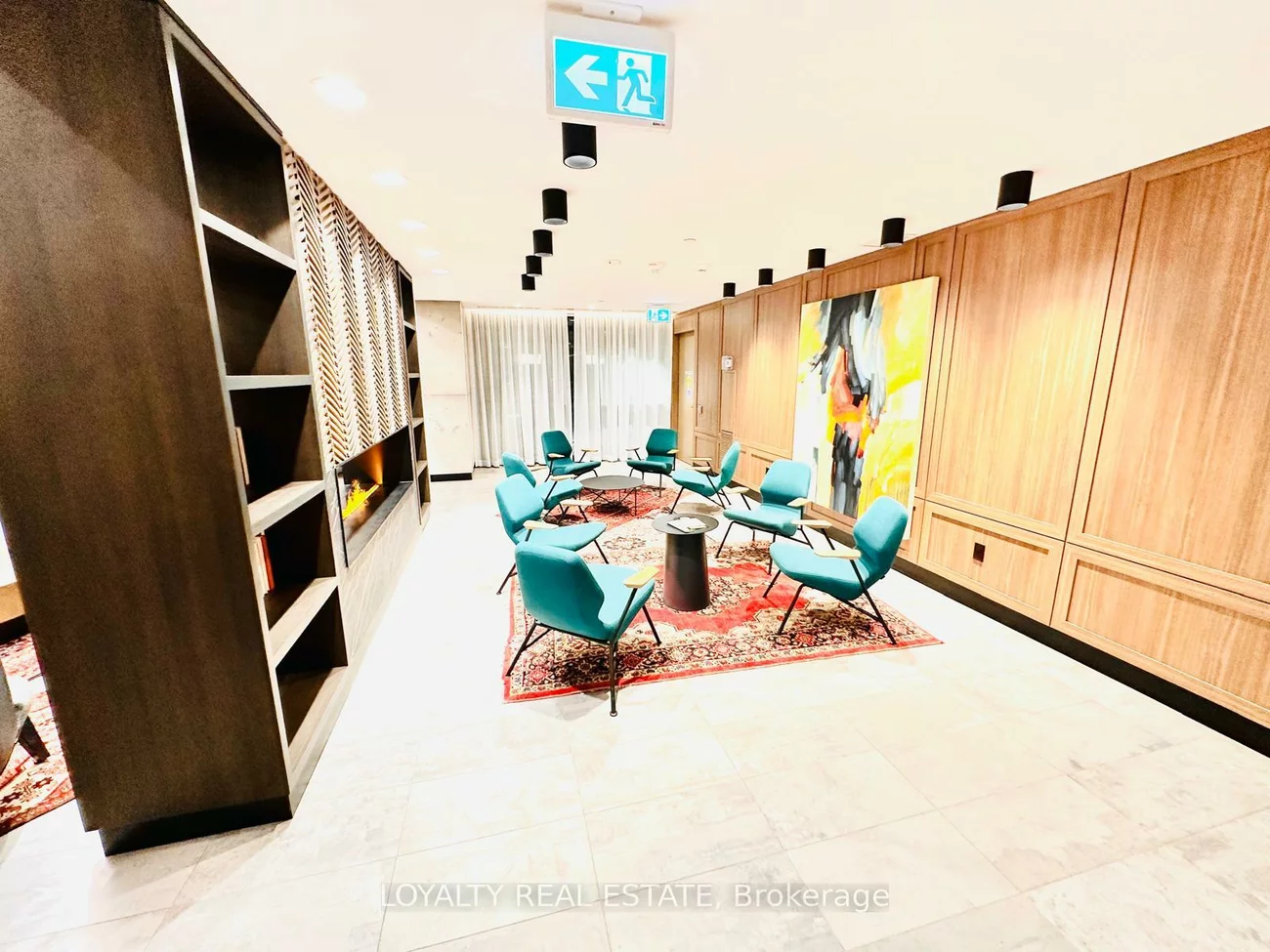 251, Manitoba, Mimico, Toronto