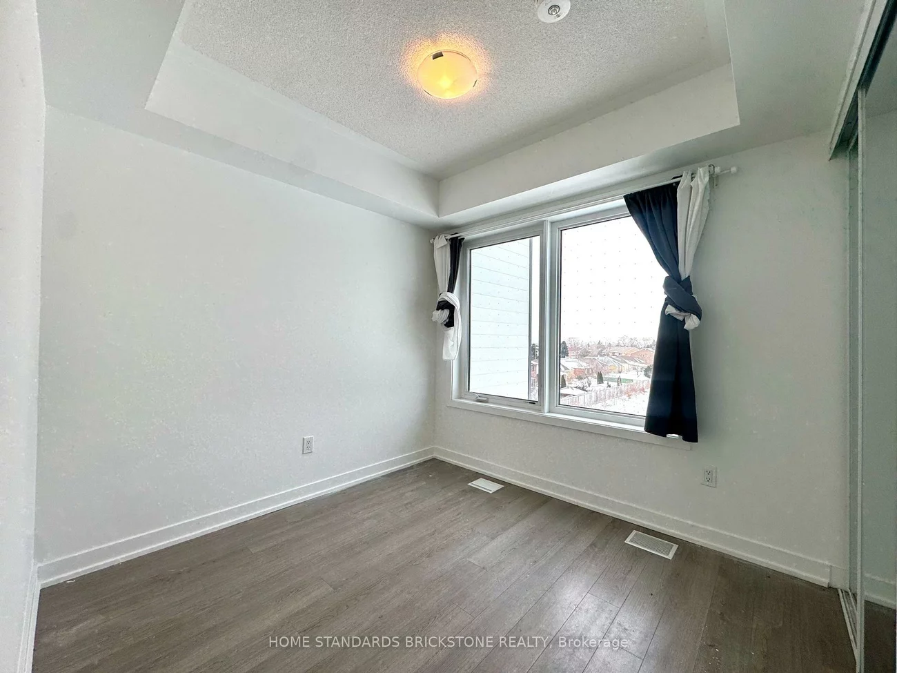 155, Downsview Park, Downsview-Roding-CFB, Toronto