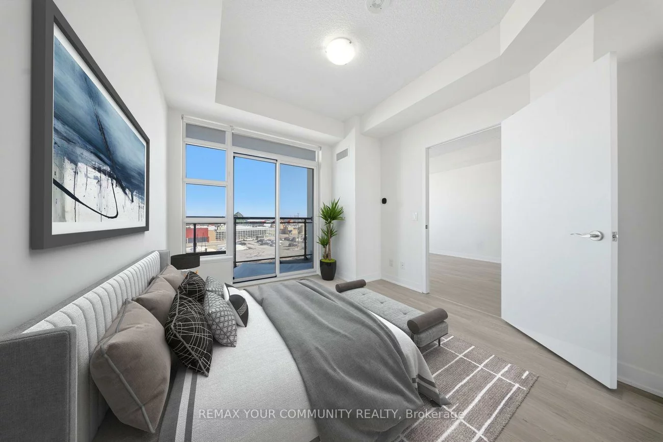 840, Queens Plate, West Humber-Clairville, Toronto