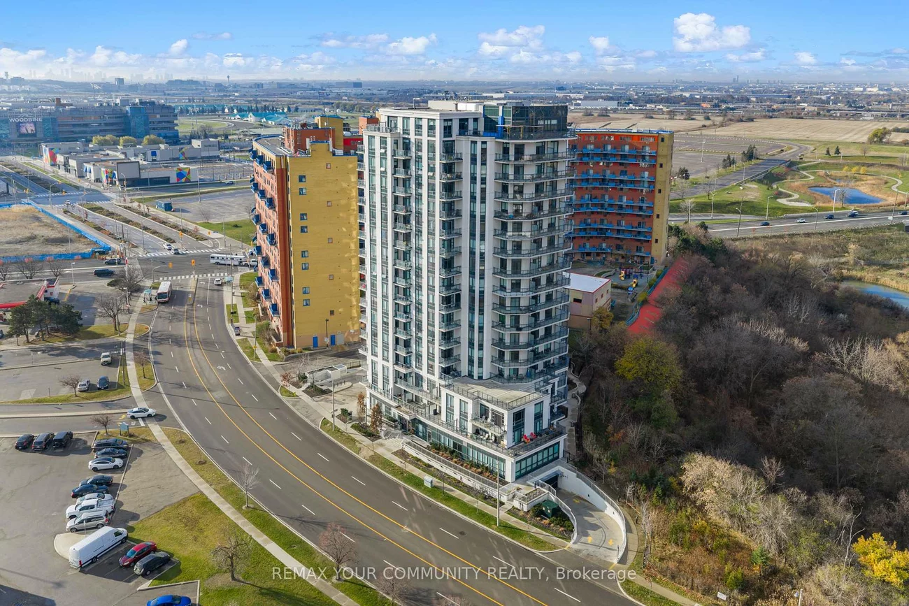 840, Queens Plate, West Humber-Clairville, Toronto