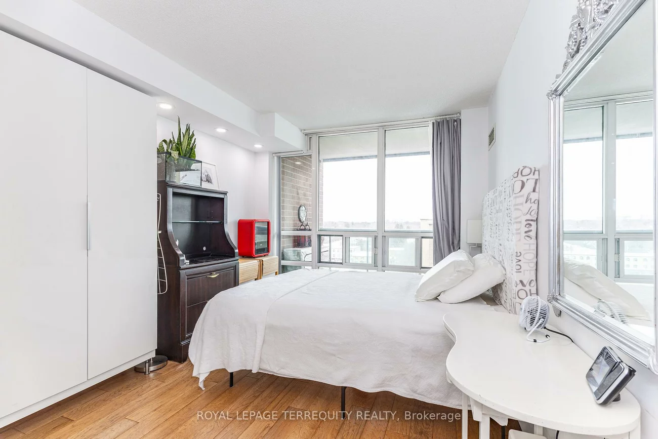 15, Michael Power, Islington-City Centre West, Toronto