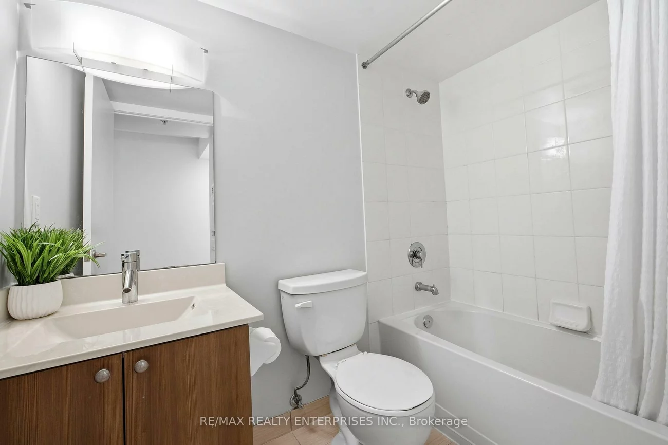 20, Joe Shuster, South Parkdale, Toronto