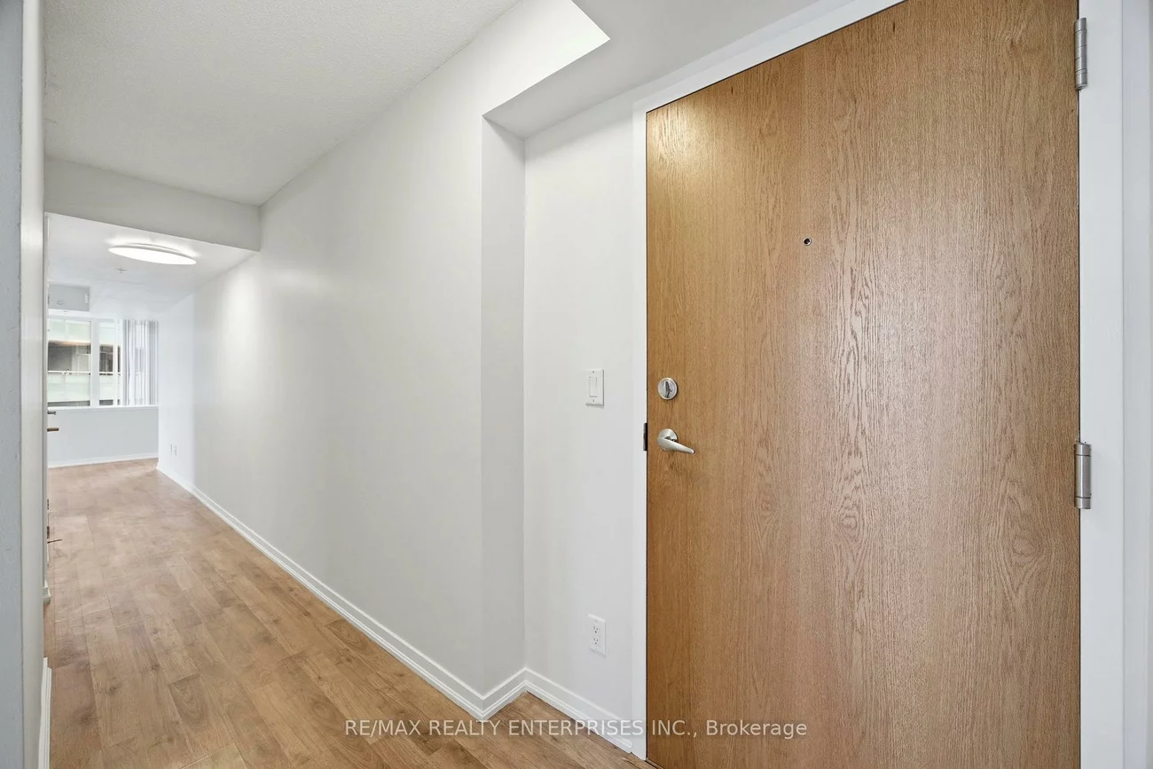 20, Joe Shuster, South Parkdale, Toronto