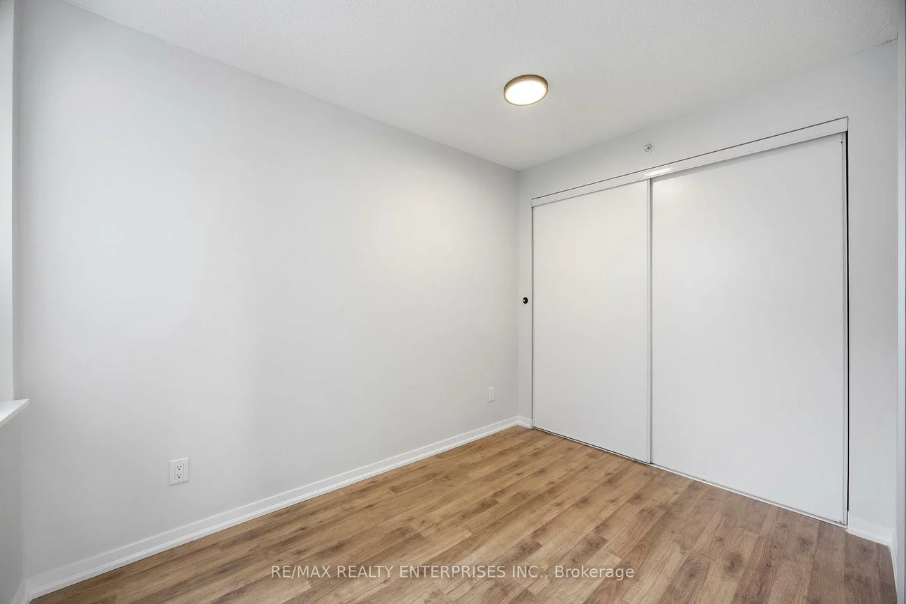 20, Joe Shuster, South Parkdale, Toronto