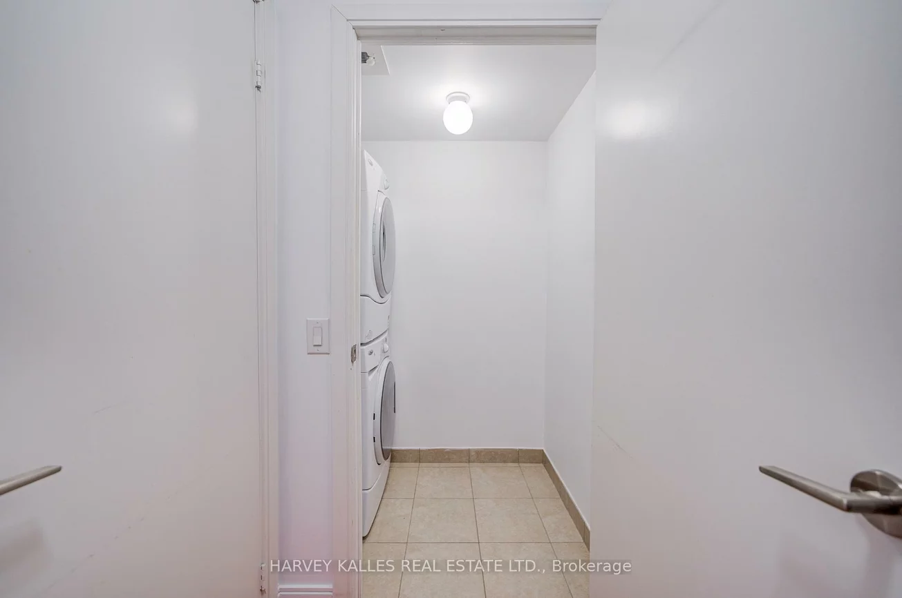 25, Viking, Islington-City Centre West, Toronto