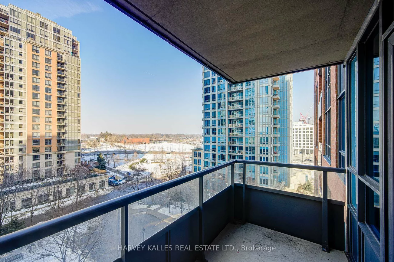 25, Viking, Islington-City Centre West, Toronto