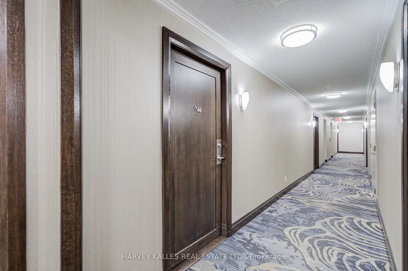 25, Viking, Islington-City Centre West, Toronto