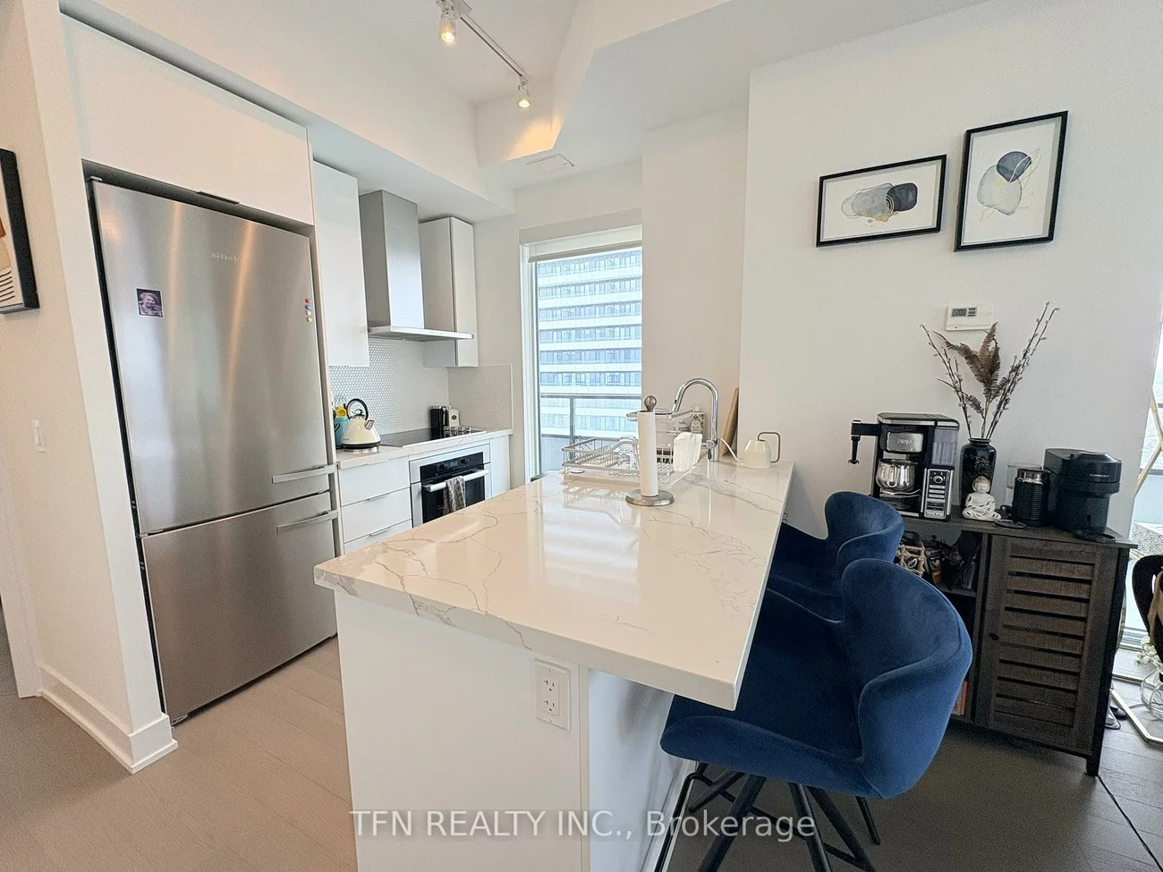 20, Shore Breeze, Mimico, Toronto