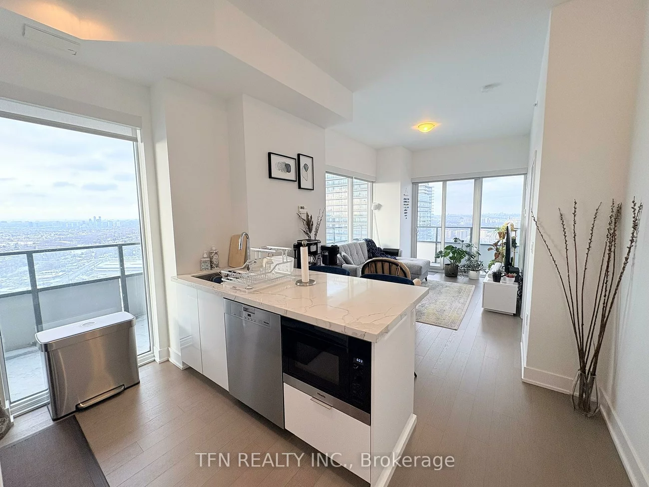 20, Shore Breeze, Mimico, Toronto
