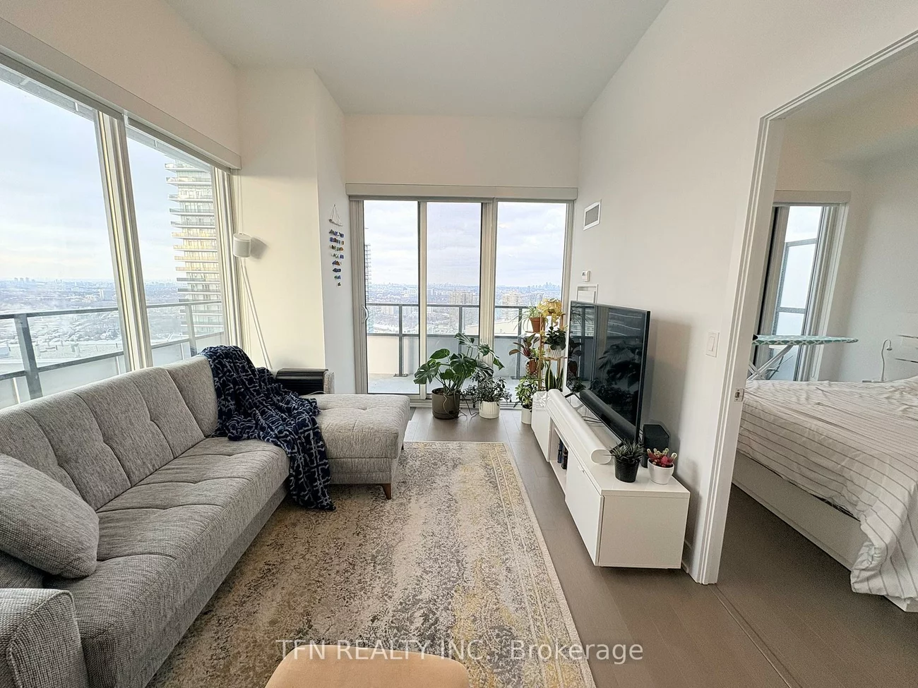 20, Shore Breeze, Mimico, Toronto