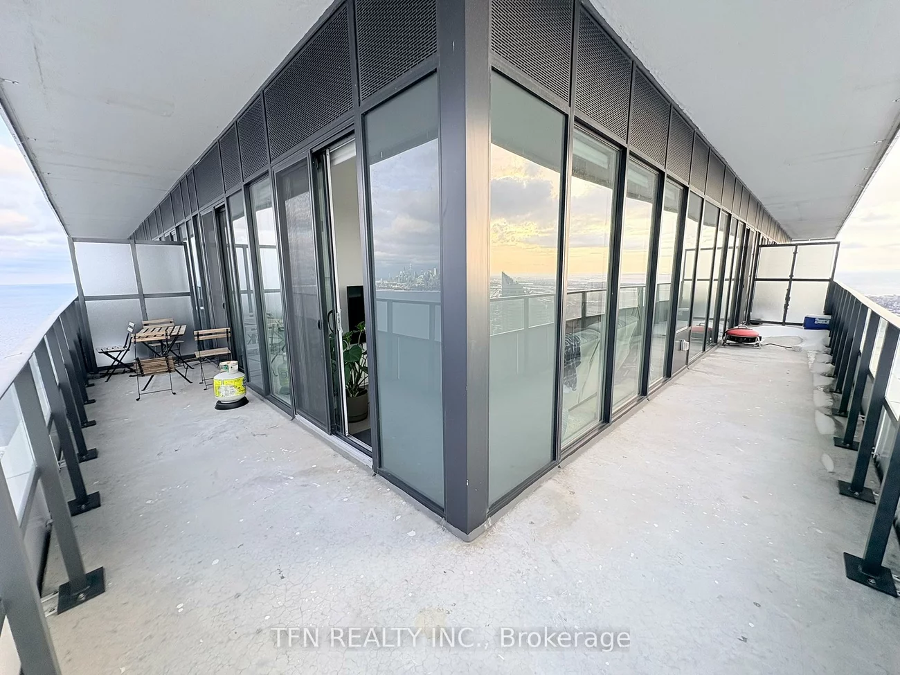 20, Shore Breeze, Mimico, Toronto