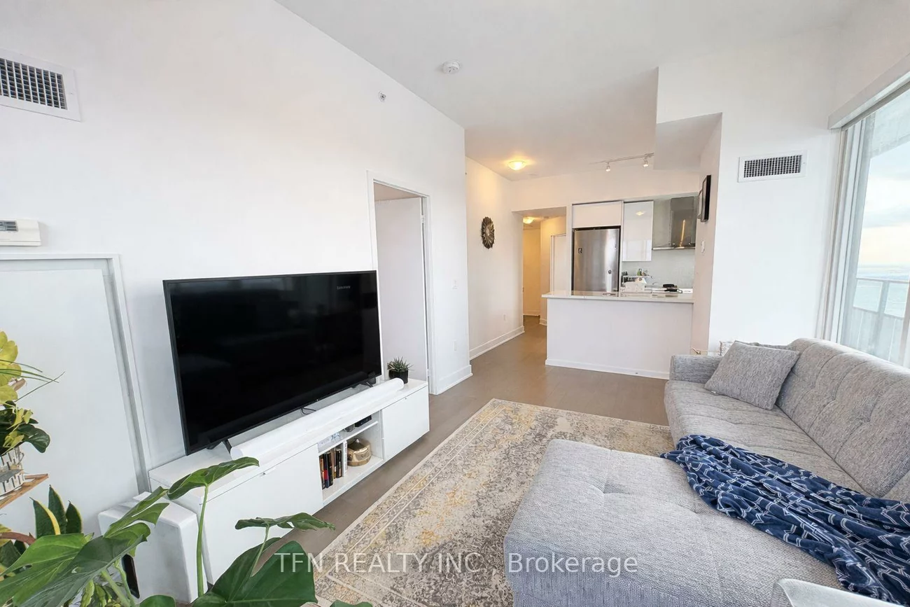 20, Shore Breeze, Mimico, Toronto