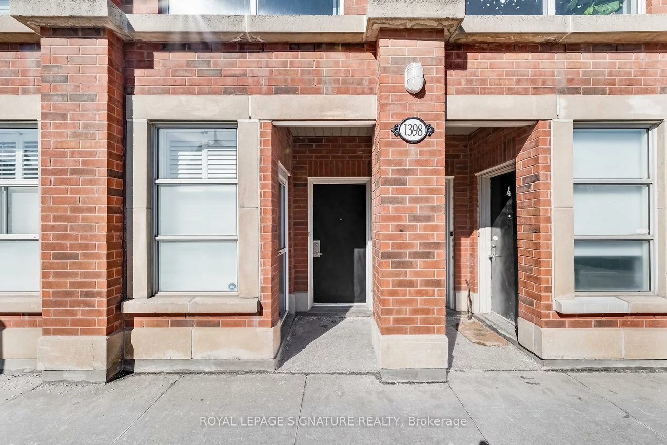 1398, Bloor, Dovercourt-Wallace Emerson-Junction, Toronto